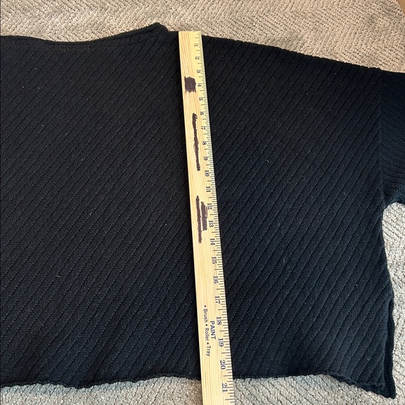 Free People Black Crew Neck Sweater - Picture 11 of 13